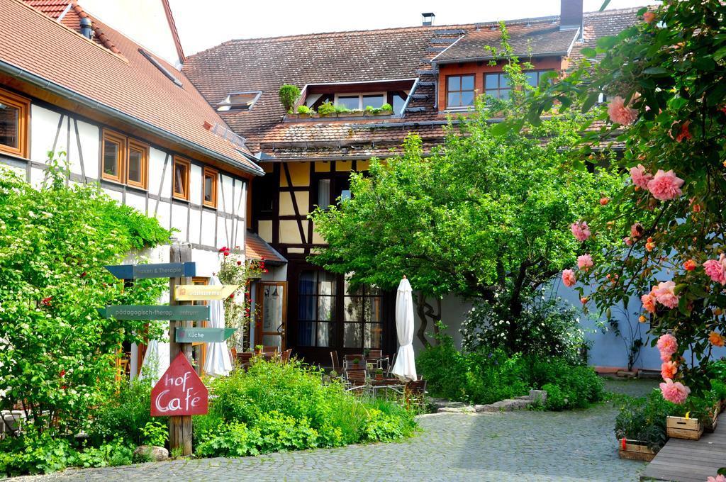 Gastezimmer Am Hof Frankfurt am Main Exterior foto